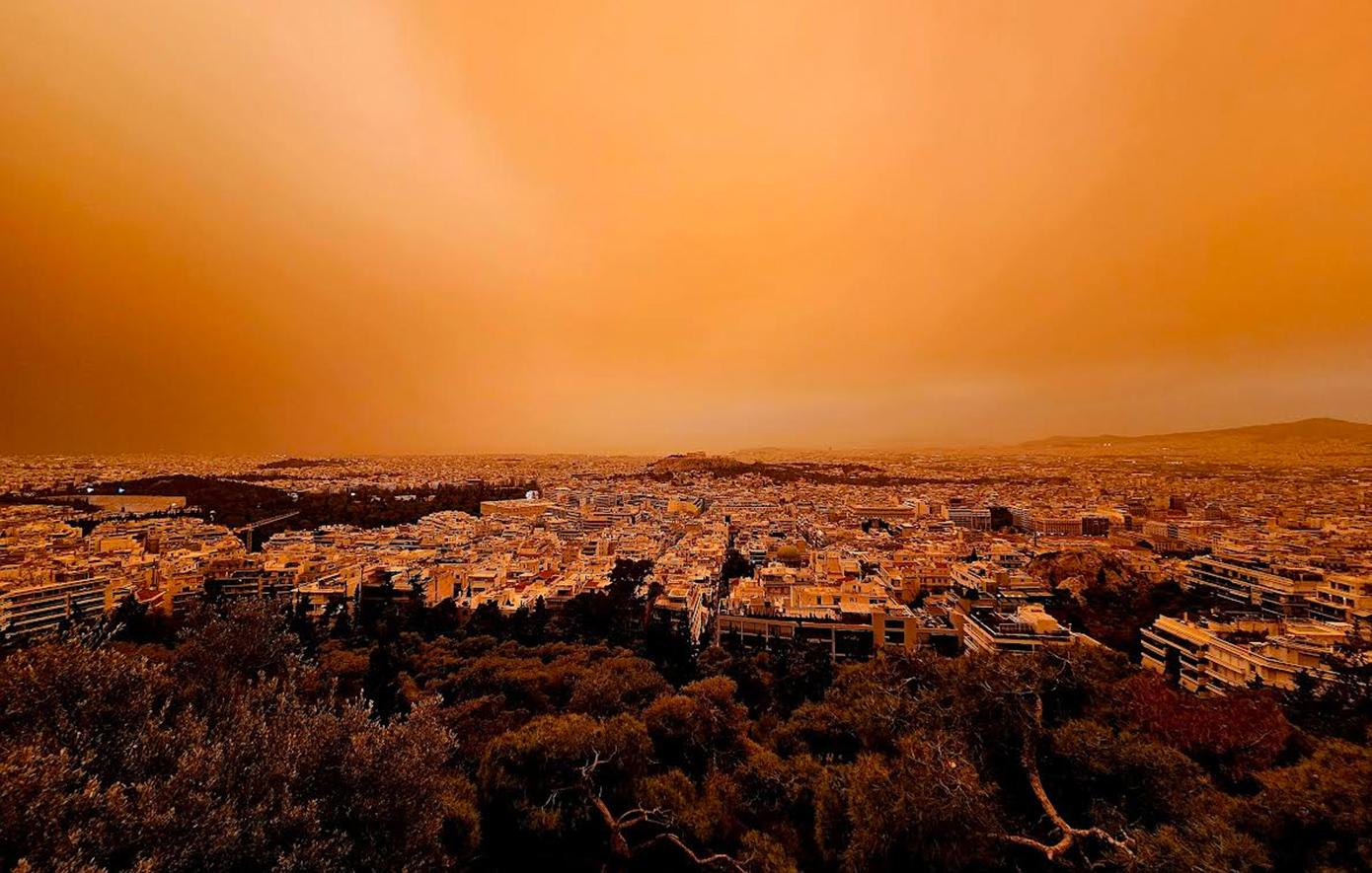 Κολυδάς: «Το εντονότερο γεγονός που έχει καταγραφεί στην Αθήνα» &#8211; Πώς δημιουργήθηκε το «απόκοσμο» χρώμα από την αφρικανική σκόνη
